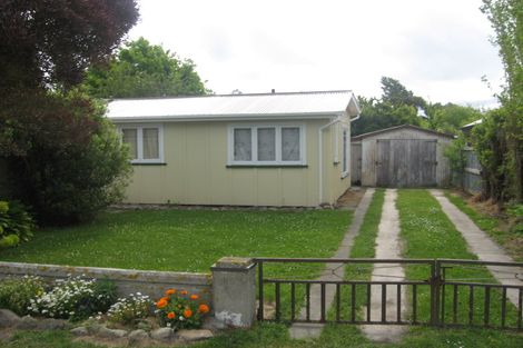 Photo of property in 18 Penfold Square, Leithfield, 7481