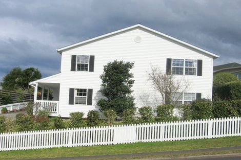 Photo of property in 206 The Drive, Whangamata, 3620