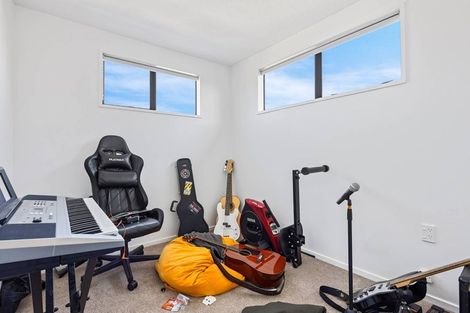 Photo of property in 8 Brixton Street, Islington, Christchurch, 8042