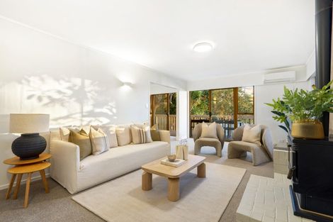 Photo of property in 32 Rosecamp Road, Beach Haven, Auckland, 0626
