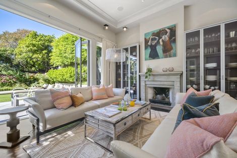 Photo of property in 5 Bridgewater Road, Parnell, Auckland, 1052