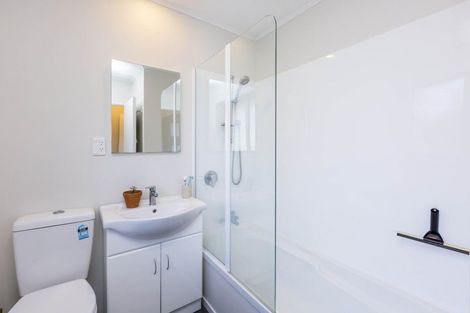 Photo of property in 4/12 Wilford Street, Wallaceville, Upper Hutt, 5018