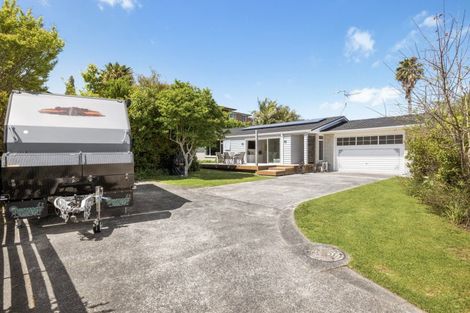 Photo of property in 16 Shelley Street, Otumoetai, Tauranga, 3110
