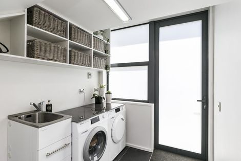 Photo of property in 24 Punjab Street, Khandallah, Wellington, 6035