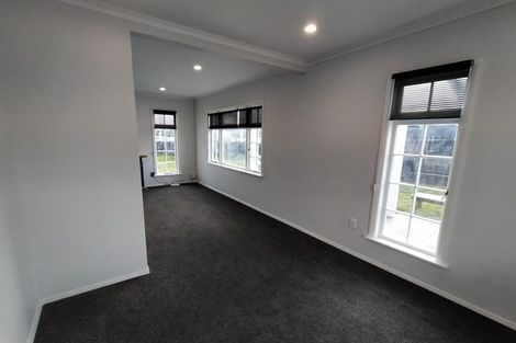 Photo of property in 1006 Tremaine Avenue, Roslyn, Palmerston North, 4414