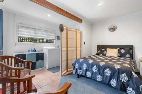 Photo of property in 8 Tironui Terrace, Western Heights, Hamilton, 3200