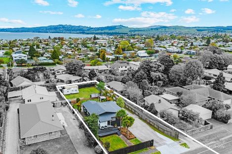 Photo of property in 37 Tamatea Road, Taupo, 3330