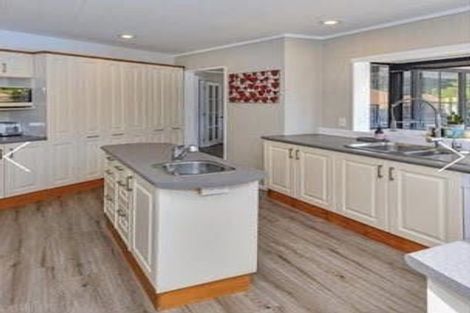 Photo of property in 50 Charles Prevost Drive, The Gardens, Auckland, 2105