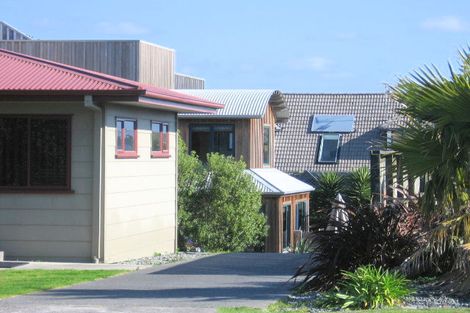 Photo of property in 298b Oceanbeach Road, Mount Maunganui, 3116