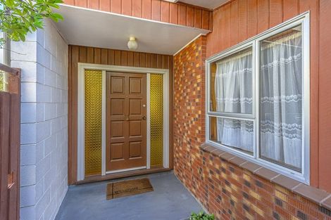 Photo of property in 2/8 Witbrock Crescent, Burnside, Christchurch, 8053