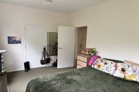 Photo of property in 97-103 South Karori Road, Karori, Wellington, 6012