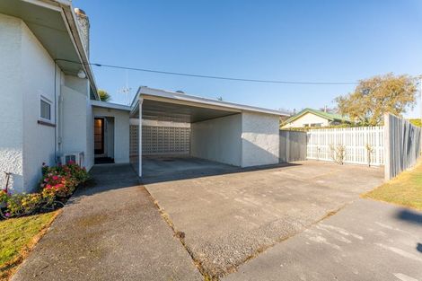 Photo of property in 33 Parsonage Road, Waimate, 7924