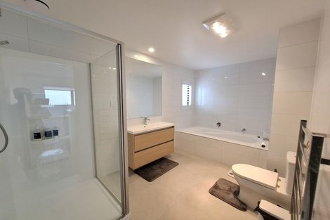 Photo of property in 28 Koura Road, Flat Bush, 2019