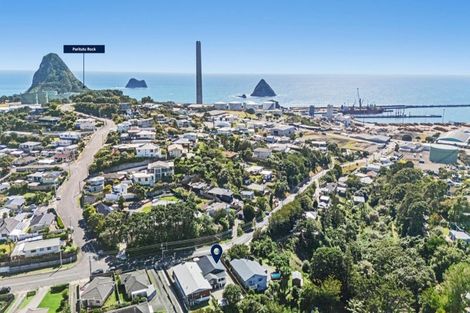 Photo of property in 53 Ngamotu Road, Moturoa, New Plymouth, 4310