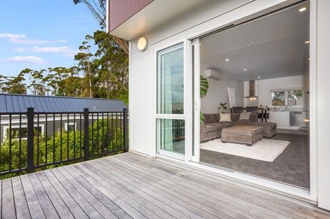 Photo of property in 27/30 Adventure Drive, Whitby, Porirua, 5024