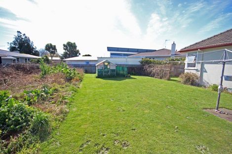 Photo of property in 3 Graham Place, West End, Palmerston North, 4410