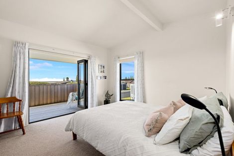 Photo of property in 4 Day Dawn Crescent, Omaha, Warkworth, 0986