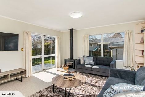 Photo of property in 27b Sutton Crescent, Papakura, 2110