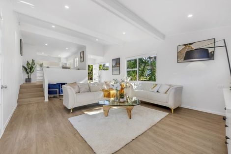 Photo of property in 5 Astor Place, Manurewa, Auckland, 2102