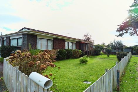 Photo of property in 10a Sharivari Place, Conifer Grove, Takanini, 2112