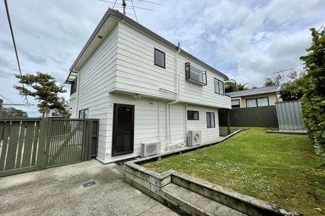 Photo of property in 2/6 Evan Street, Belmont, Auckland, 0622