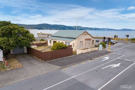 Photo of property in 2 Cuba Street, Petone, Lower Hutt, 5012