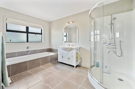 Photo of property in 39 Westminster Drive, Bethlehem, Tauranga, 3110