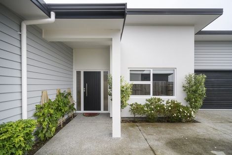 Photo of property in 13 Freedom Drive, Kelvin Grove, Palmerston North, 4414