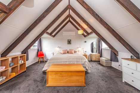 Photo of property in 18 Warwick Place, Springvale, Whanganui, 4501