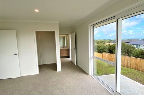 Photo of property in 57 Mclarin Road, Glenbrook, 2681