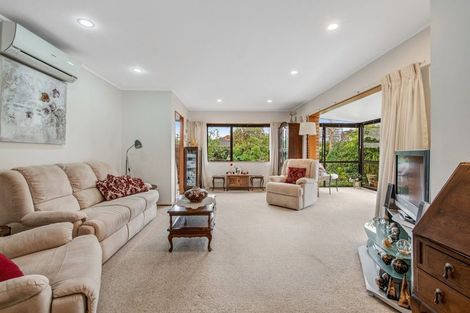Photo of property in 1/32 Riverside Road, Orewa, 0931