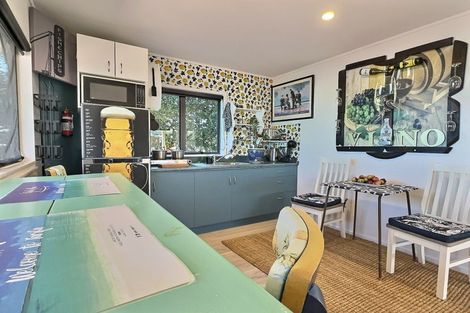 Photo of property in 267 Clifton Road, Te Awanga, 4102