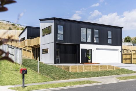 Photo of property in 12 Bob Carter Place, Welcome Bay, Tauranga, 3175