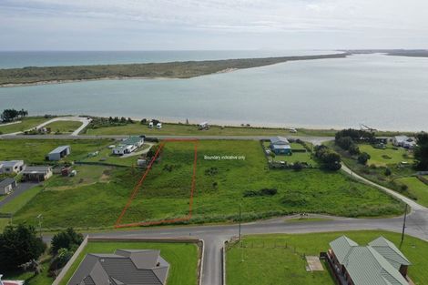 Photo of property in 33 Moray Terrace, Fortrose, Tokanui, 9875