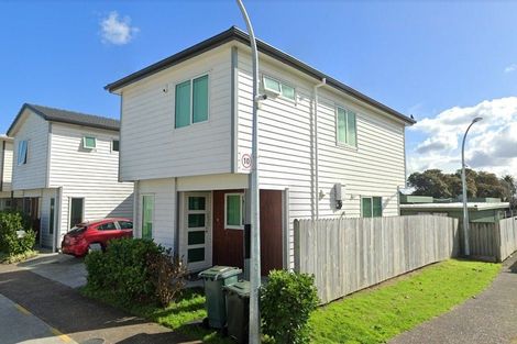 Photo of property in 15 Sohum Place, Manukau, Auckland, 2104