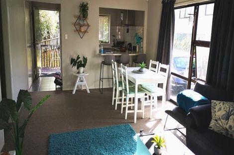 Photo of property in 59b Seaview Road, Marfell, New Plymouth, 4310