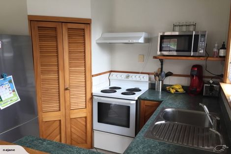 Photo of property in 28 Cruickshank Road, Clouston Park, Upper Hutt, 5018