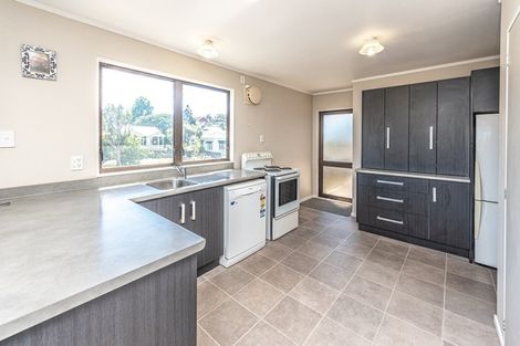 Photo of property in 87 Great North Road, Saint Johns Hill, Whanganui, 4501