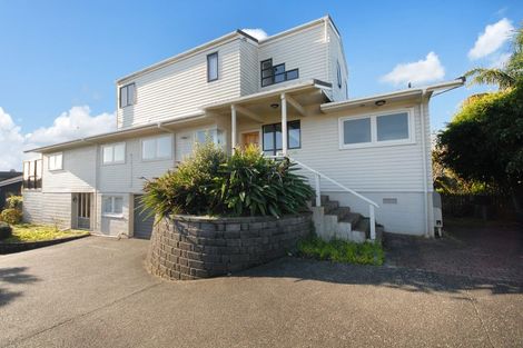 Photo of property in 1/134 Aberdeen Road, Campbells Bay, Auckland, 0620