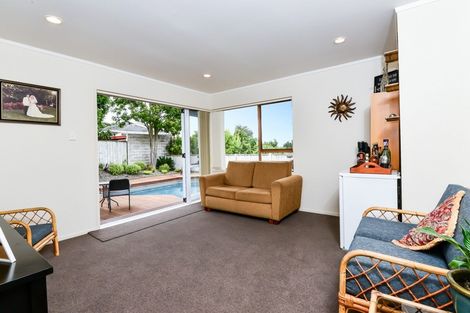 Photo of property in 52 Macdonald Road, Glenview, Hamilton, 3206