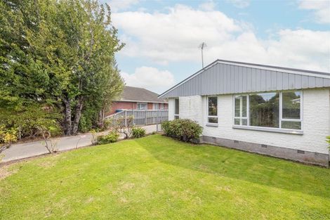 Photo of property in 5 Lochee Road, Upper Riccarton, Christchurch, 8041