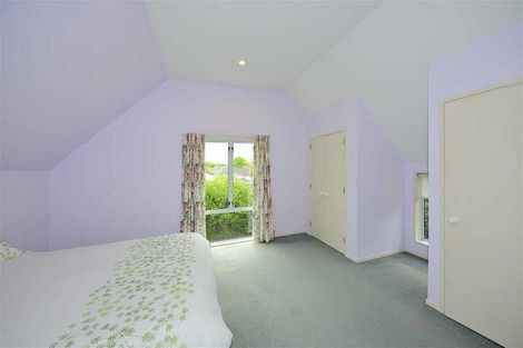 Photo of property in 1/7a Straven Road, Riccarton, Christchurch, 8011