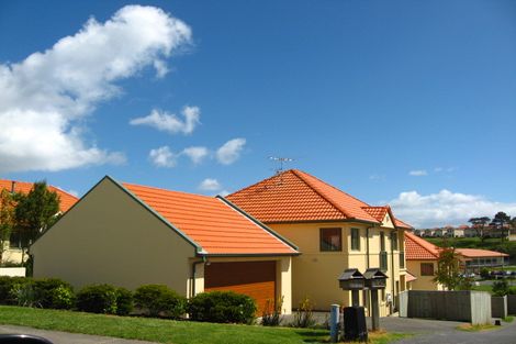 Photo of property in 18 Parkwood Crescent, Gulf Harbour, Whangaparaoa, 0930