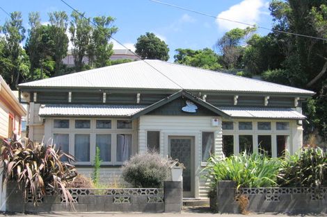 Photo of property in 62 Tasman Street, Mount Cook, Wellington, 6021