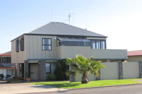 Photo of property in 306b Oceanbeach Road, Mount Maunganui, 3116