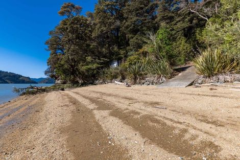 Photo of property in 362 Moetapu Bay Road, Moetapu Bay, Linkwater, 7282