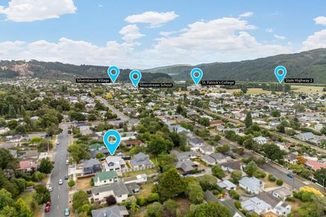 Photo of property in 47b Heretaunga Square, Silverstream, Upper Hutt, 5019