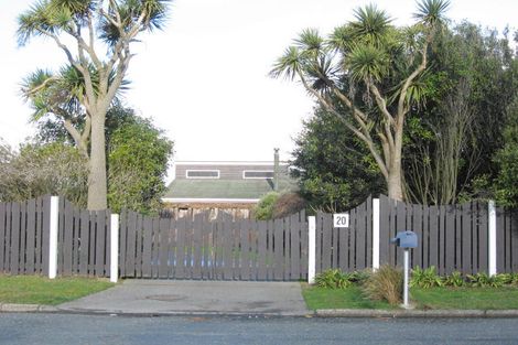 Photo of property in 20 Robert Street, Otatara, Invercargill, 9879