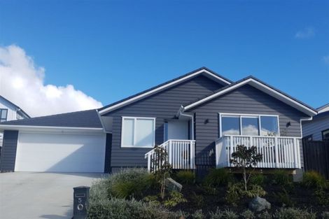 Photo of property in 5 Resolution Drive, Gulf Harbour, Whangaparaoa, 0930