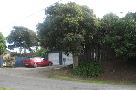 Photo of property in 14 Pingau Street, Paekakariki, 5034